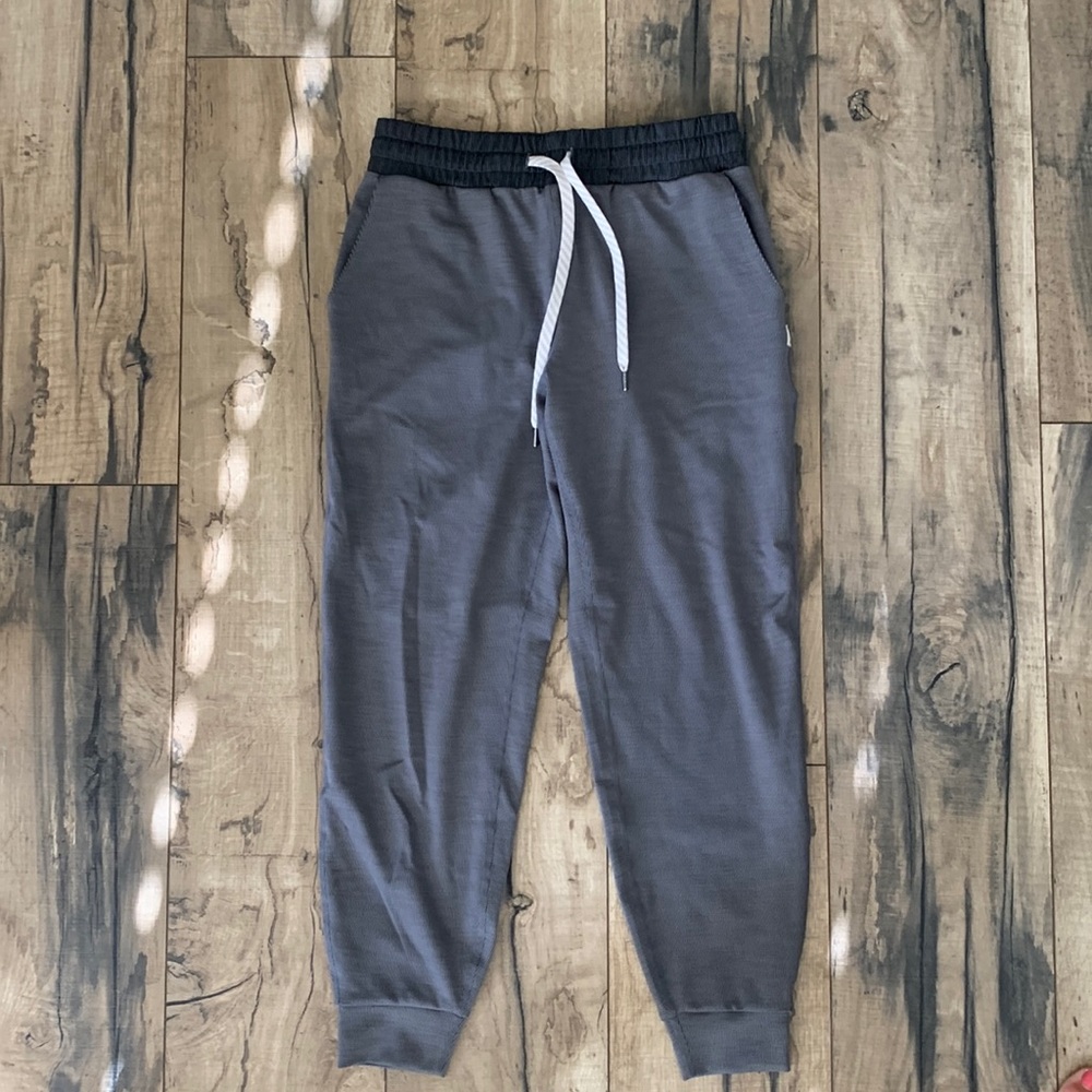Vuori joggers